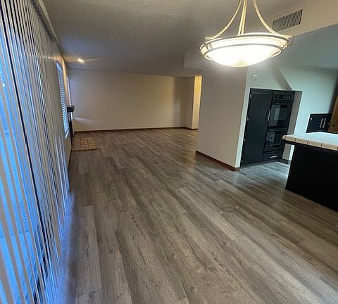 4th image of 2700 Barrington St APT C