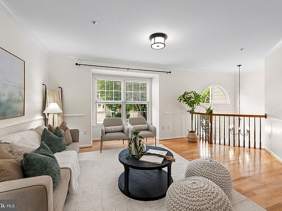 5th image of 5327 Tarkington Pl