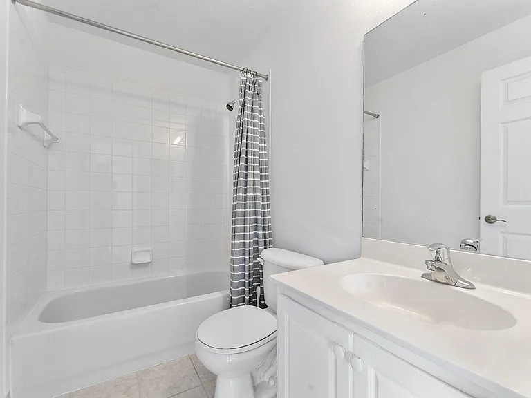 16129 Sierra Palms Dr — Photo 18