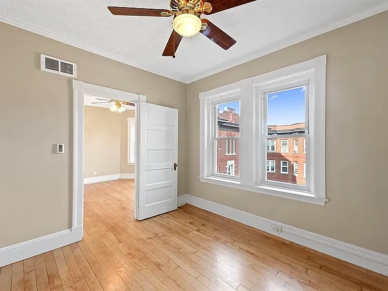 15 Lynde St #26 — Photo 6