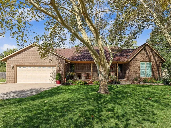 1516 E Rose Ln, Andover, KS 67002