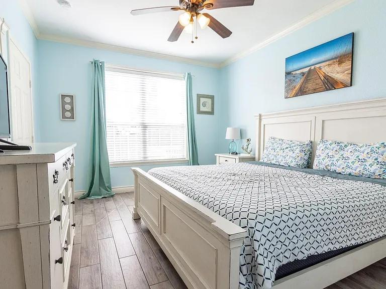 7000 Seawall Blvd #114 — Photo 5
