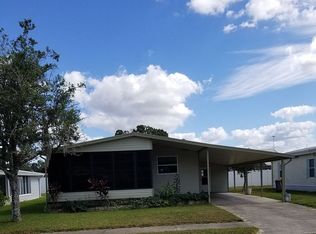 5450 Antigua Dr, Zephyrhills, FL 33541