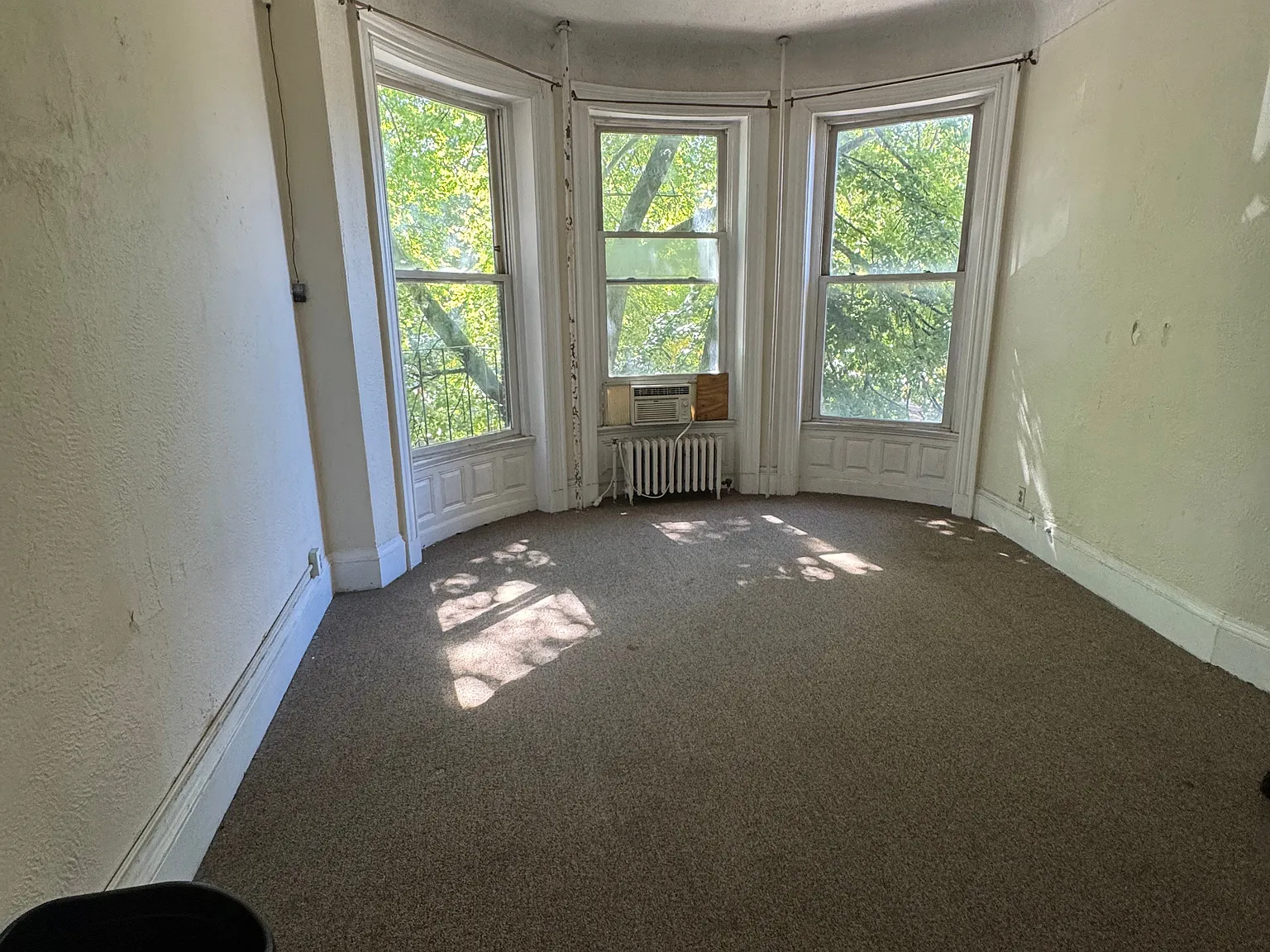 2 bed, 650 sqft, $2,600 — Photo 2