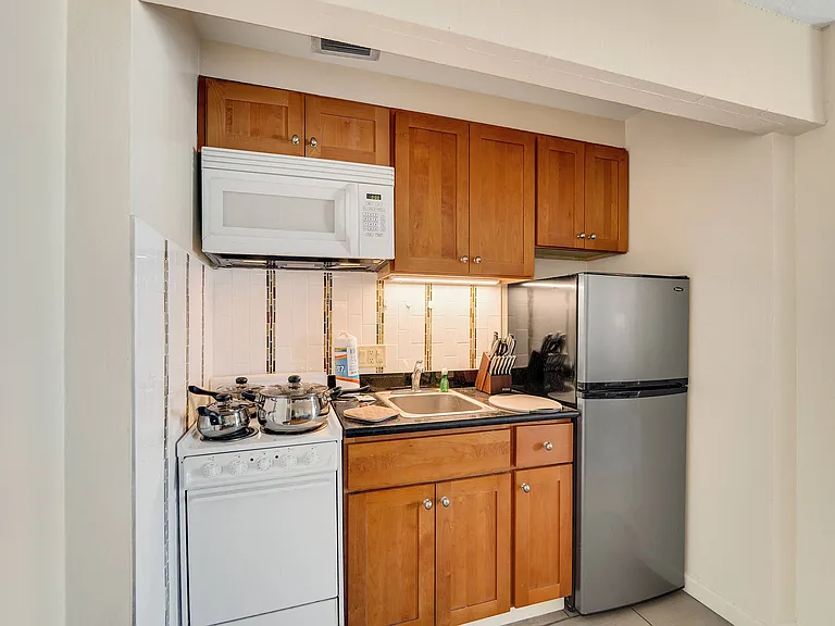 Berkeley Park Apartments — Photo 46