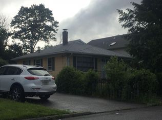 31 Allen St, Cresskill, NJ 07626