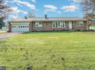 421 Pine Rd, Mount Holly Springs, PA 17065