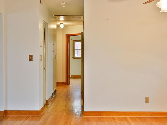 5th image of 6304 Kenyon Dr