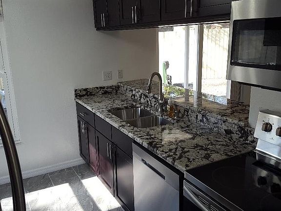 2nd image of 3714 Farnham Ct