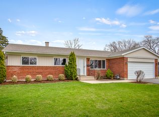 963 Clark Ln, Des Plaines, IL