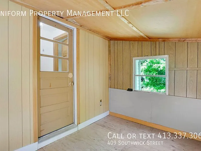 409 Southwick St — Photo 32