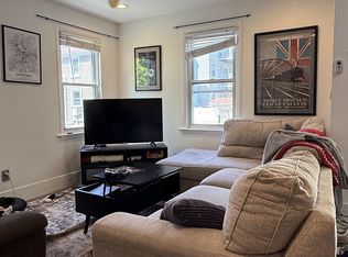 8 Marvin Pl #2, Cambridge, MA 02139
