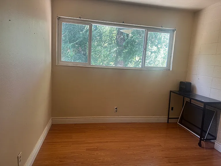 1128 Marilyn Way #3 — Photo 1