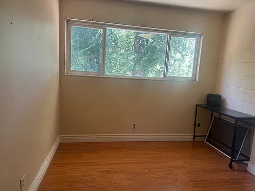 1128 Marilyn Way #3 Photo 1