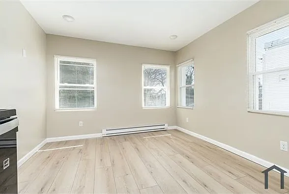 4713 Penn St #E — Photo 25