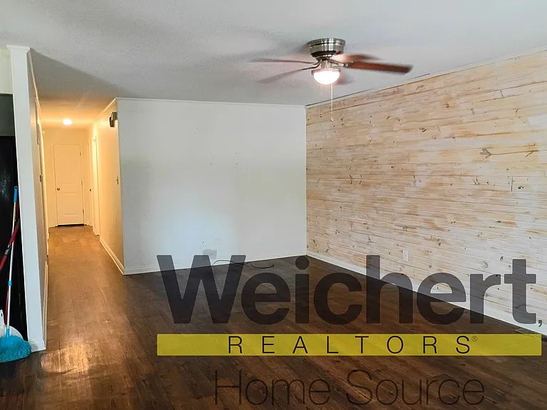 5505 Mark St — Photo 8