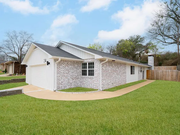 34 Wellington Dr, Longview, TX 75605