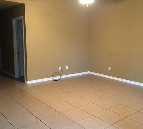 5th image of 3750 Oldenburg Ln