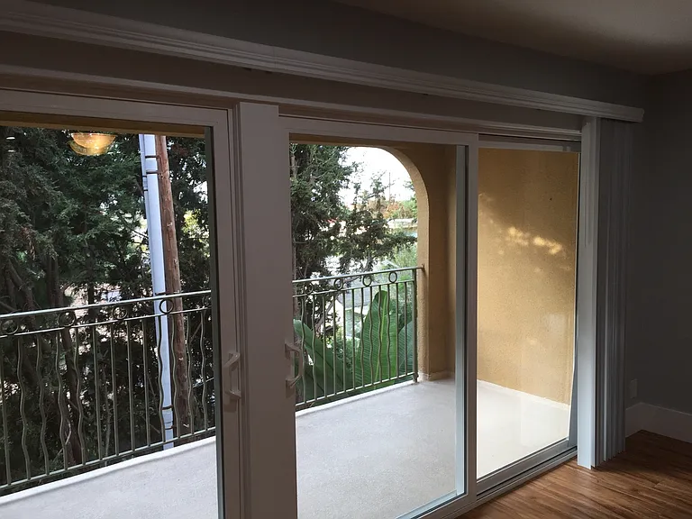215 Euclid Avenue — Photo 7