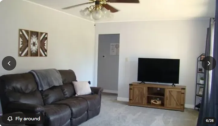 415 N Butler St — Photo 1