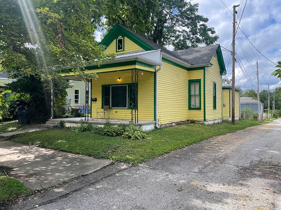 1st image of 612 W Spring St