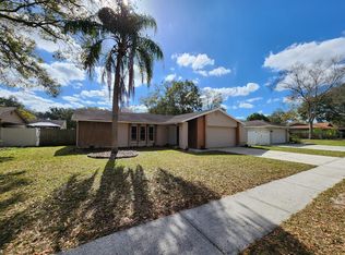 17531 Brandywine Dr, Lutz, FL 33549