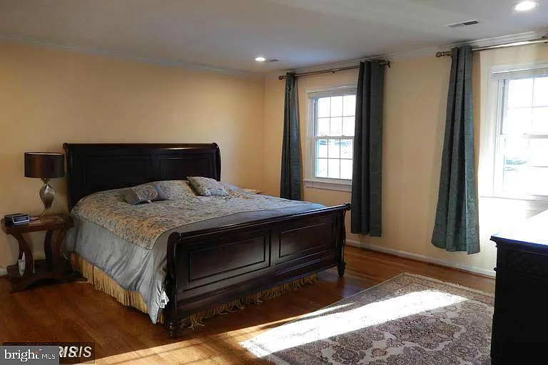 5512 Massachusetts Ave — Photo 36