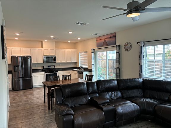 5th image of 4373 Sage Meadow Ln