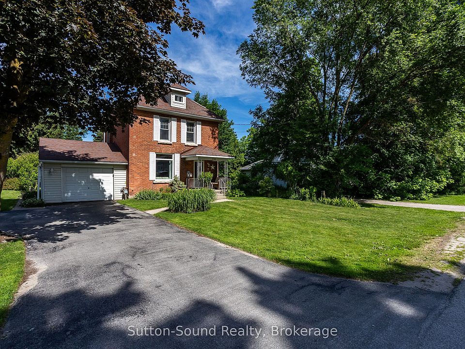 1st image of 1762 6th Ave E