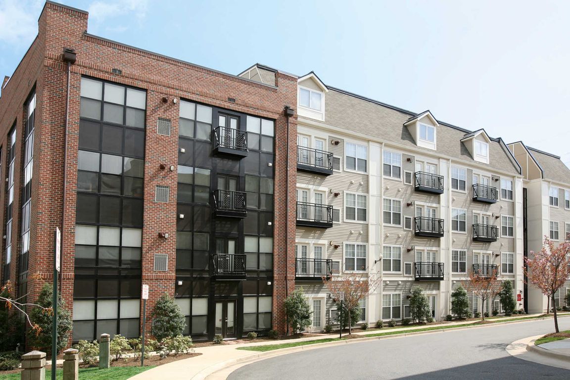 Carlyle Mill - 2201 Mill Rd Alexandria VA | Zillow