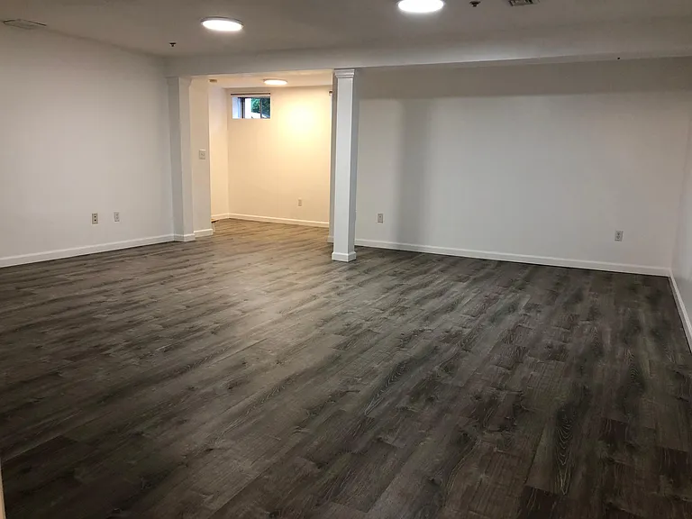 18 Russell Pl — Photo 37