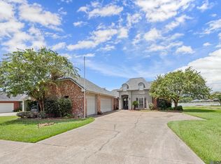 32819 Fox Run Dr, Walker, LA 70785