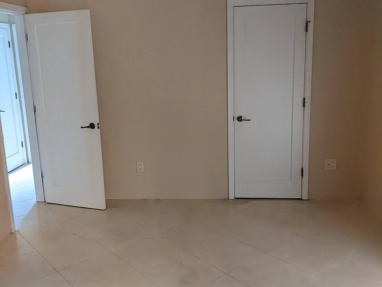 2531 E Drachman St — Photo 17