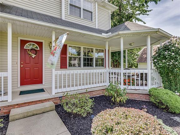 3rd image of 8823 Sherri Dr