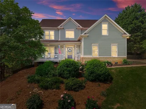 8815 Stone River Dr, Gainesville, GA 30506