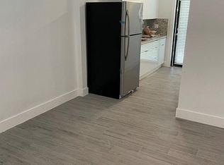 9760 SW 44th St, Miami, FL 33165