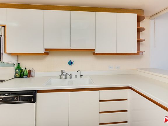 3rd image of 4265 Marina City Dr Unit 1011