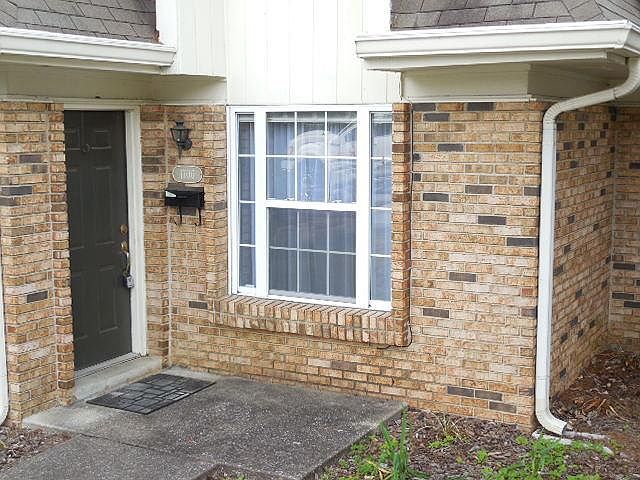 1st image of 1706 Mercury Blvd