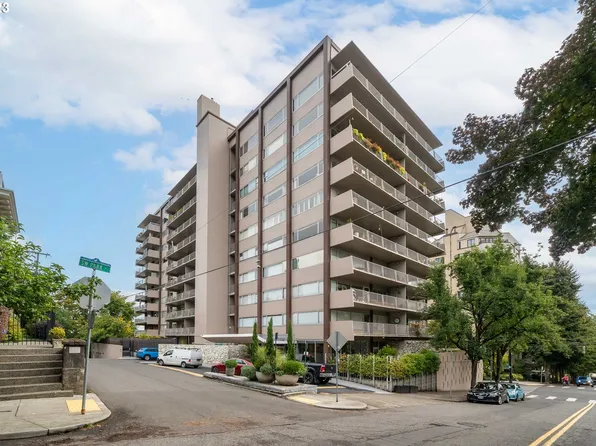 2323 SW Park Pl #402, Portland, OR 97205