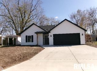 544 Anderson Pl, Canton, IL 61520