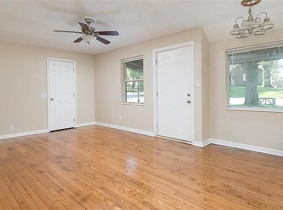 4th image of 4456 N Walrond Ave