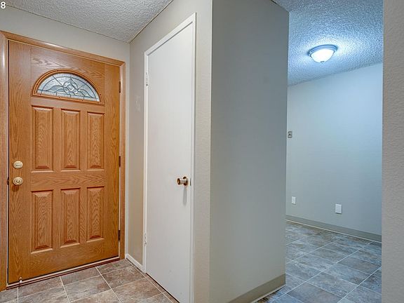 2nd image of 14509 NE 45th St