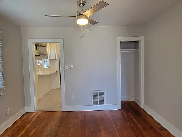 2043 Eaton St — Photo 24