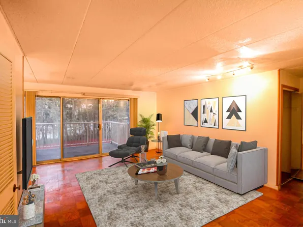 5707 Indian Ct #29, Alexandria, VA 22303