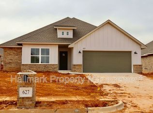 627 Trails End Dr, Shawnee, OK 74804