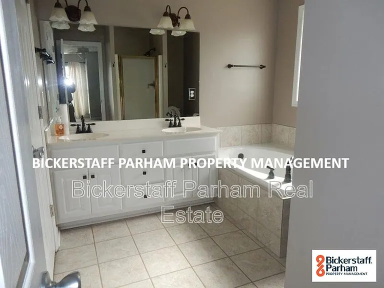 7455 McKee Rd — Photo 12