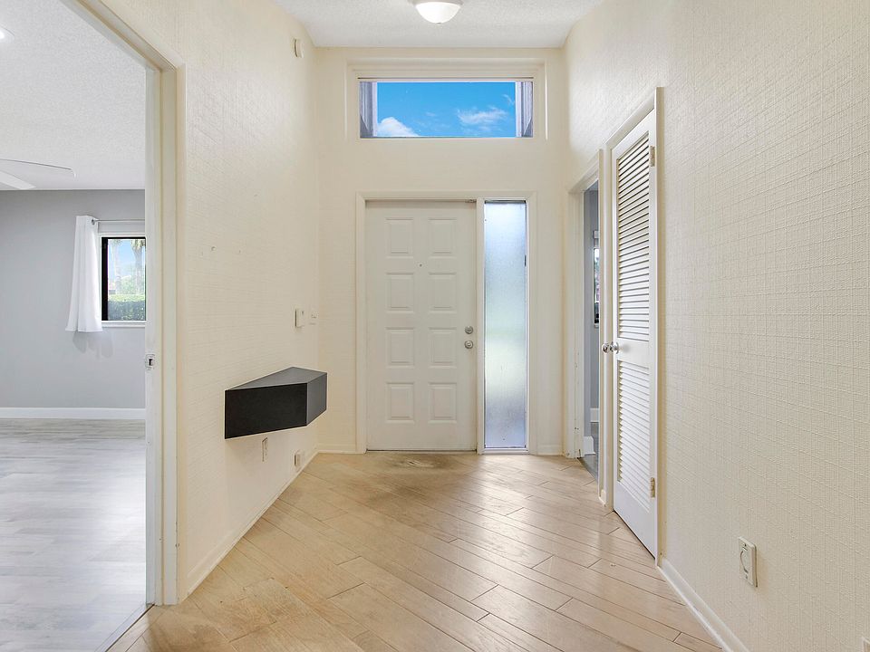 6716 Versailles Ct, Lake Worth, FL 33467 Zillow