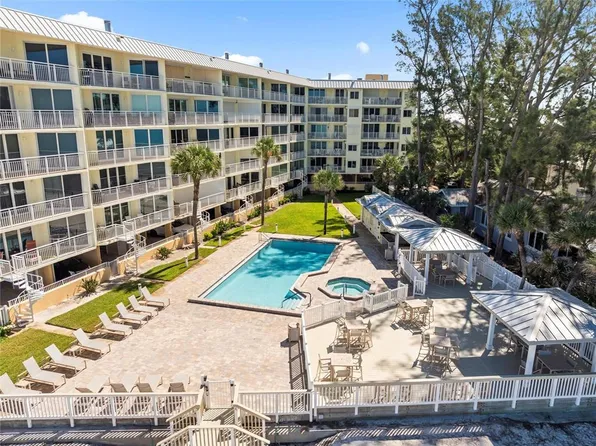 2504 Gulf Blvd APT 505, Indian Rocks Beach, FL 33785