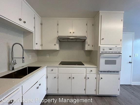 2nd image of 476 Malabar Dr