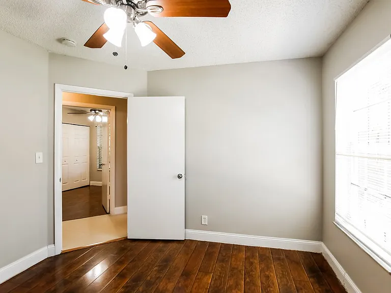 1558 NW 7th Ln — Photo 14